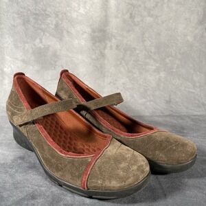 PRIVO Aria Brown Suede Red Detail Mary Jane Shoes Women's Size 11 Comfort Casual